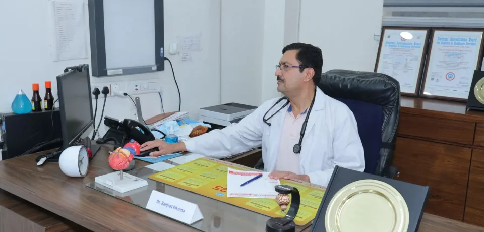 Dr. Ranjeet Khanna Dr. Ranjeet Khanna
