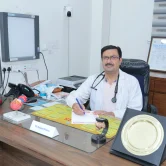 Dr. Ranjeet Khanna