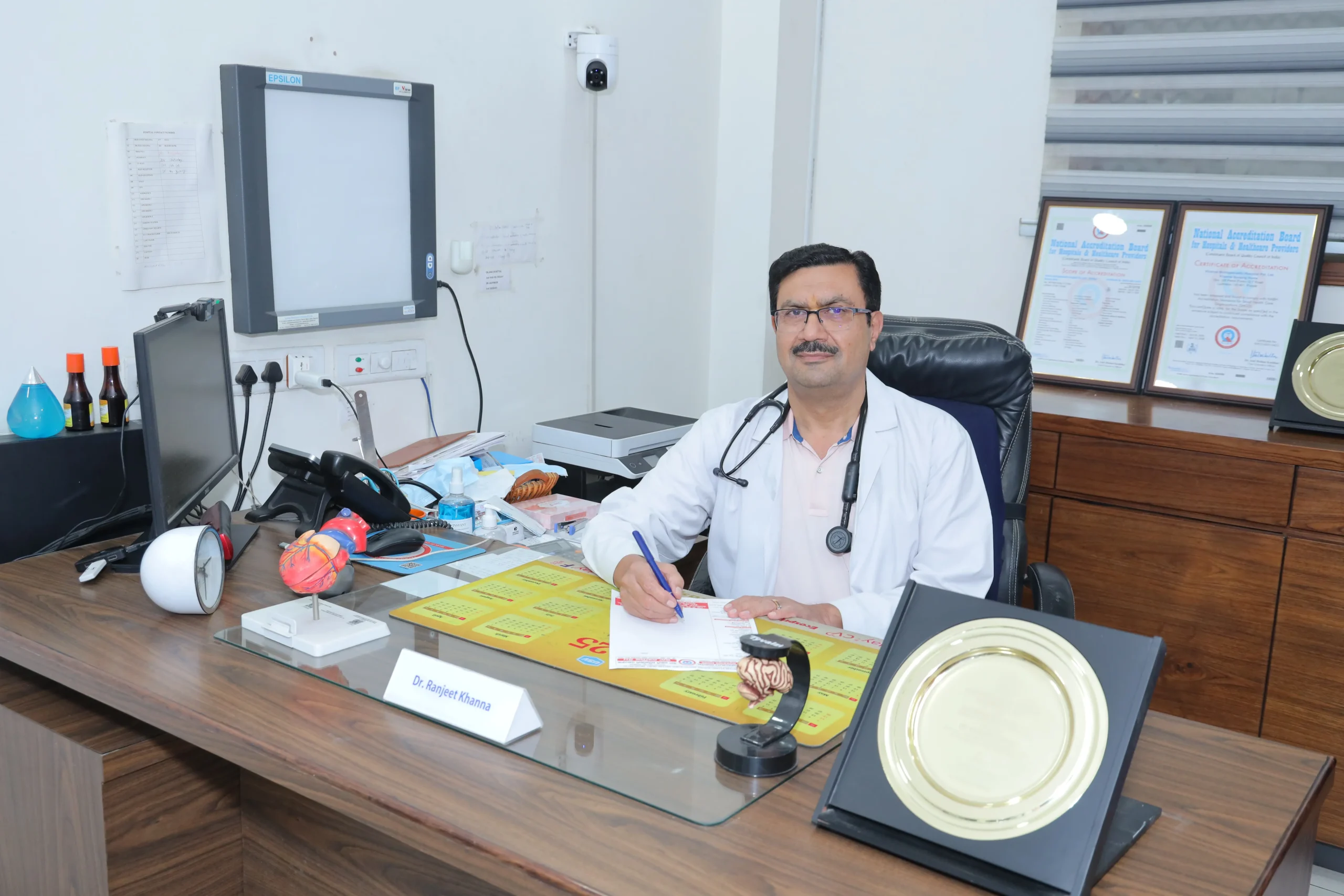 Dr. Ranjeet Khanna
